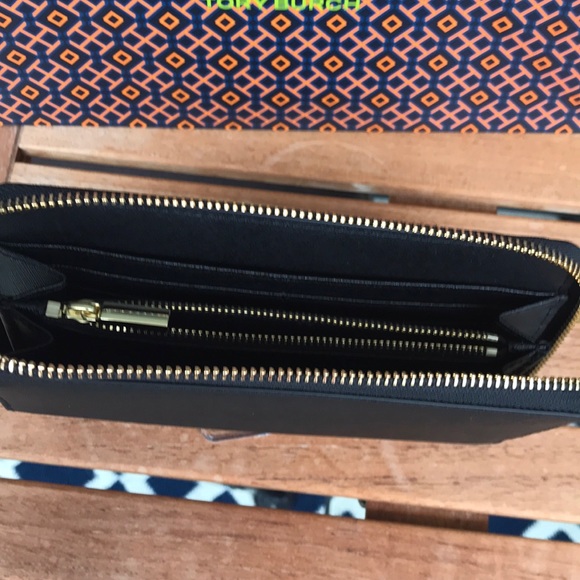 NWT Tory Burch Emerson Zip Continental Wallet - Picture 6 of 8
